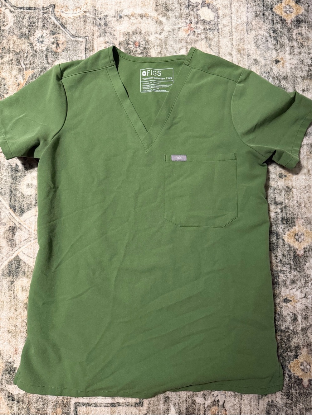 Figs one pocket scrub top